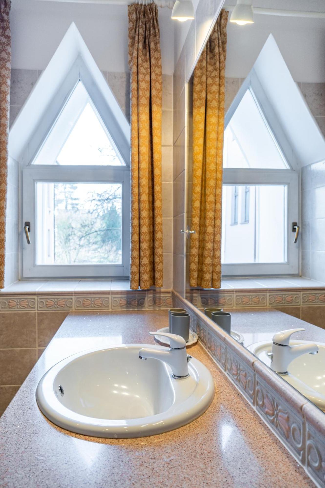 Hotel Sanatorium Mariot Frantiskovy Lazne Bagian luar foto